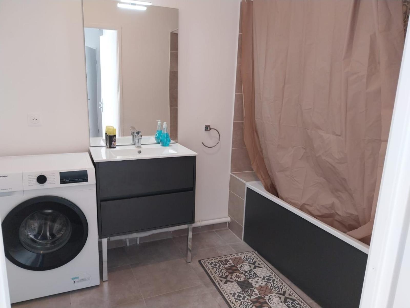 Thecalc Homes 2Bedroom+1Kitchen Sartrouville Ngoại thất bức ảnh